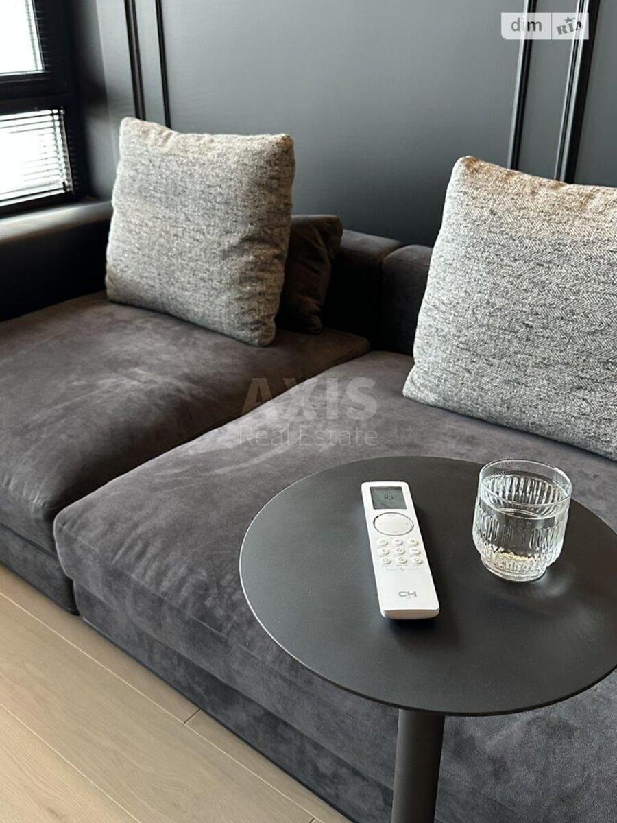 1k apartment vul. Hohlovyh Sim'i' 123