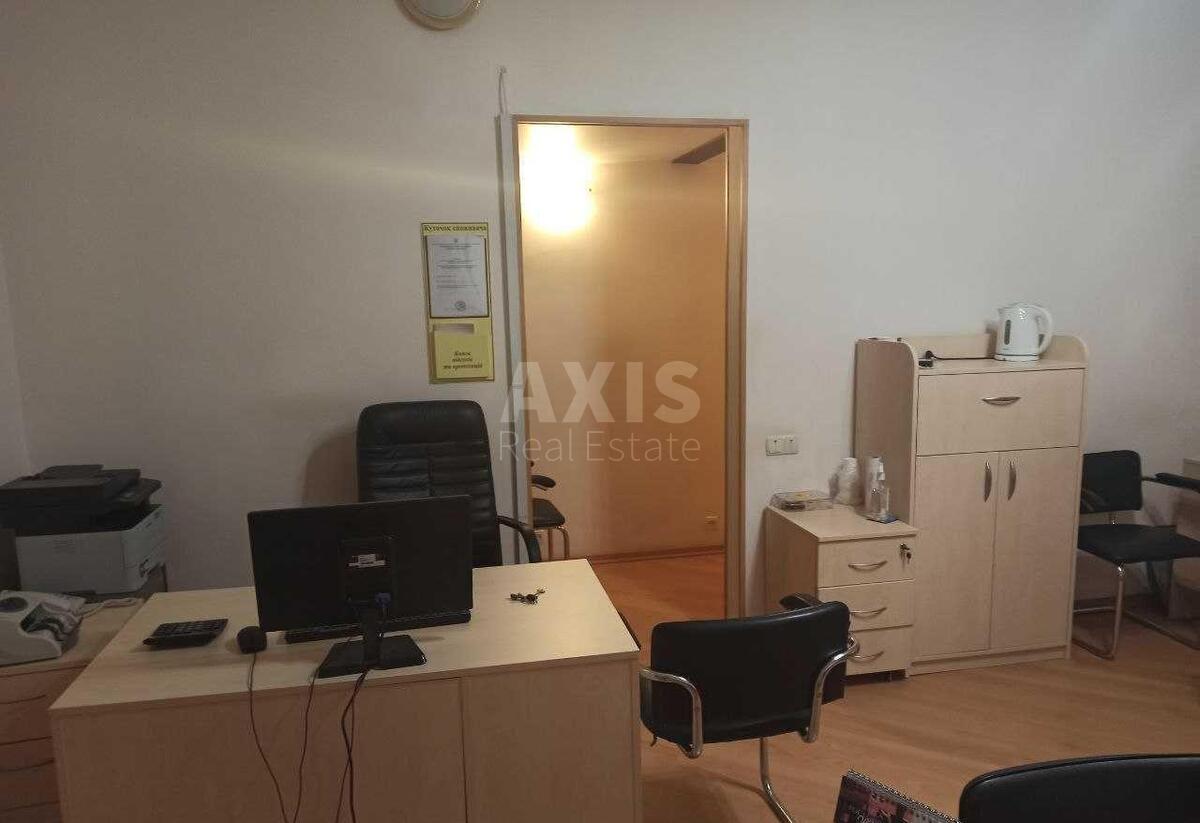 Office vul. Franka Ivana 12, 46m22