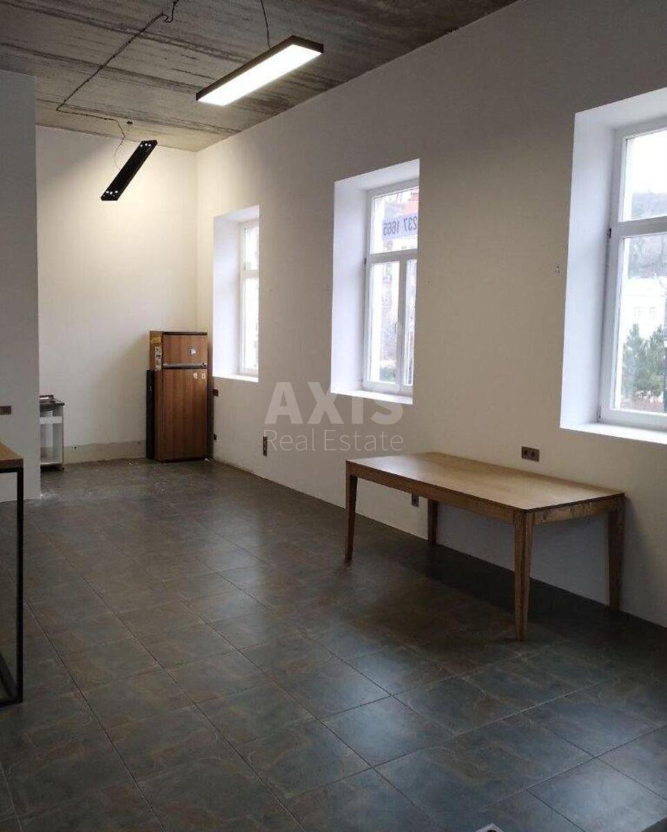 Офис ул. Кожемяцкая 20Б, 33м22