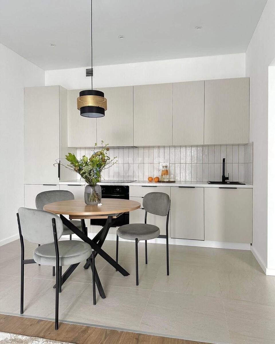 2k apartment nab. Dniprovs'ka 18