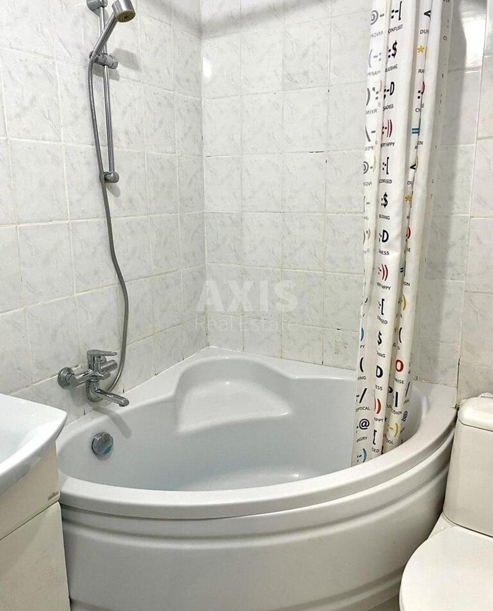 2k apartment vul. Saperno-Slobids'ka 84