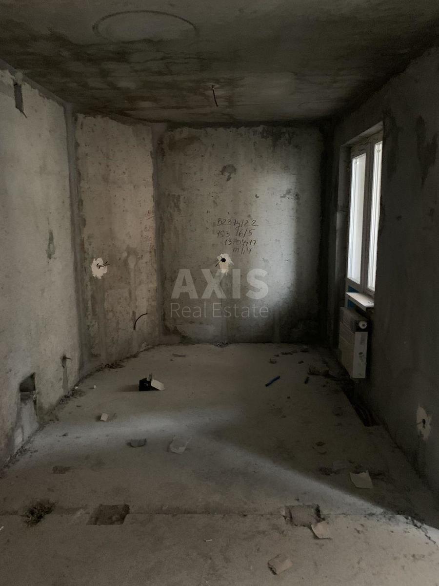 1k apartment pr-t Glushkova Akademika 61