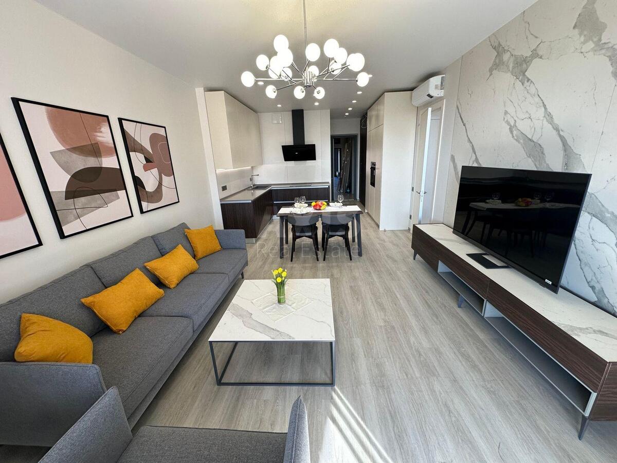 2k apartment vul. Antonovycha 118/193