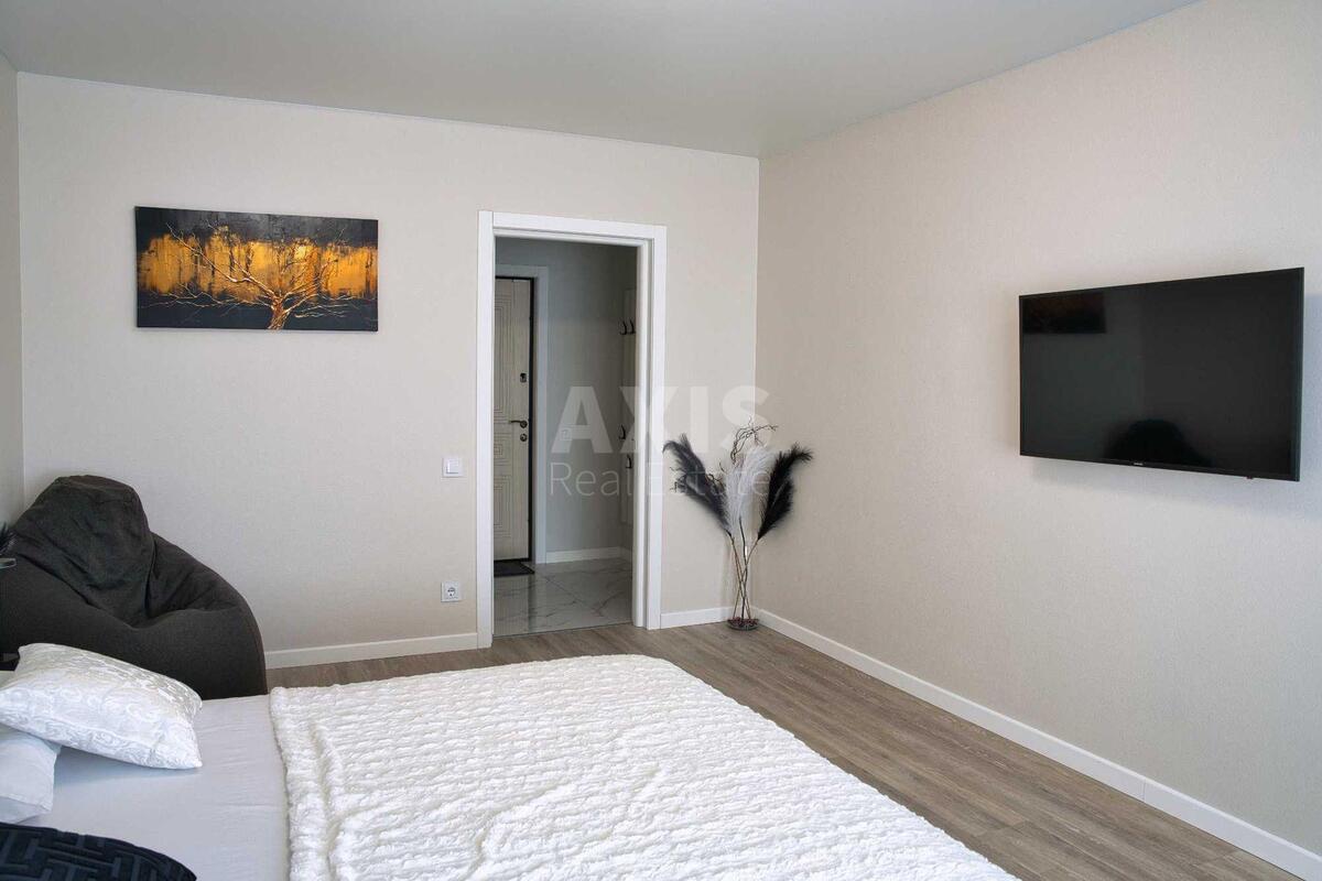 1k apartment vul. Rusovoi' Sofii' 7Б564464