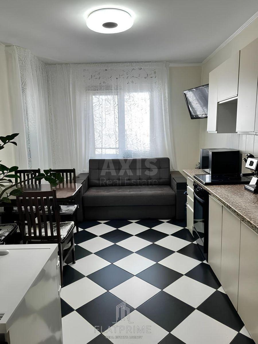 3k apartment vul. Myloslavs'ka 4558273
