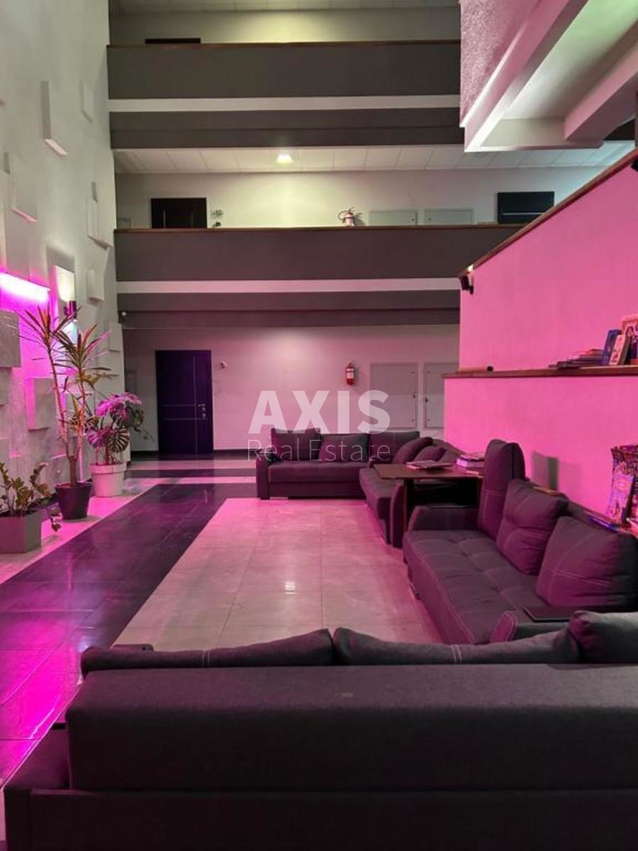 3k apartment vul. Zakrevs'kogo Mykoly 95В