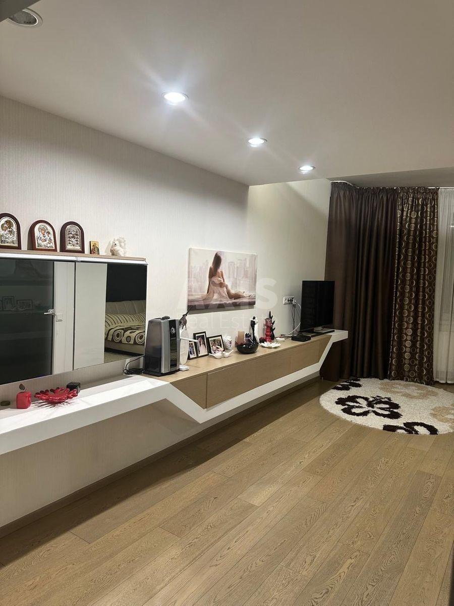 6k apartment vul. Staronavodnyc'ka 6Б5786610