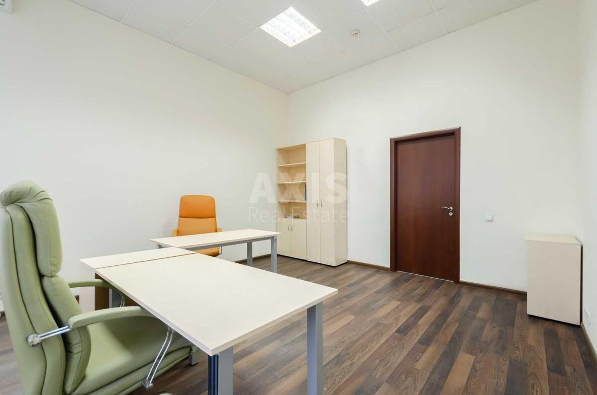 Office vul. Hreshhatyk 6, 62m22