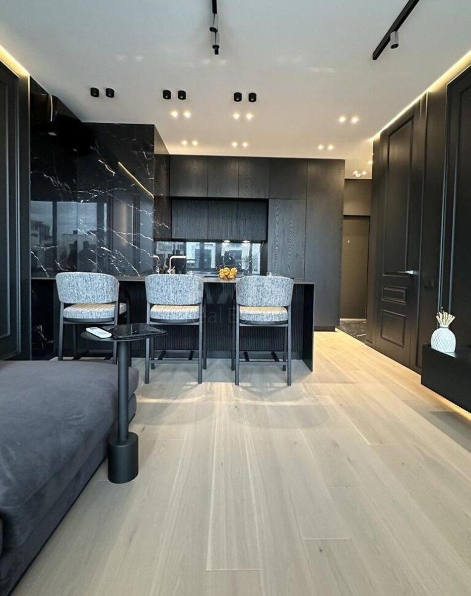 1k apartment vul. Hohlovyh Sim'i' 120
