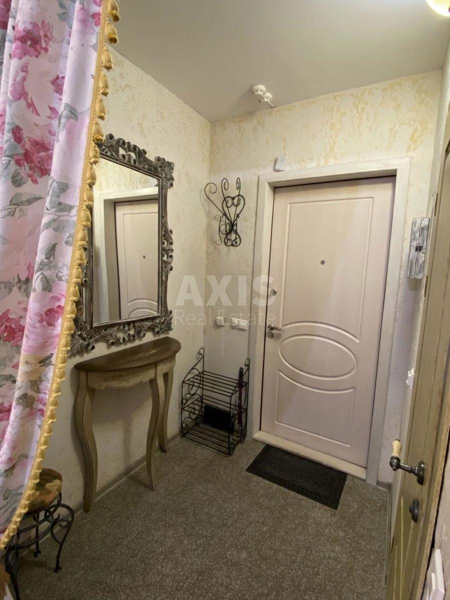 2к квартира ул. Лаврухина Николая 82