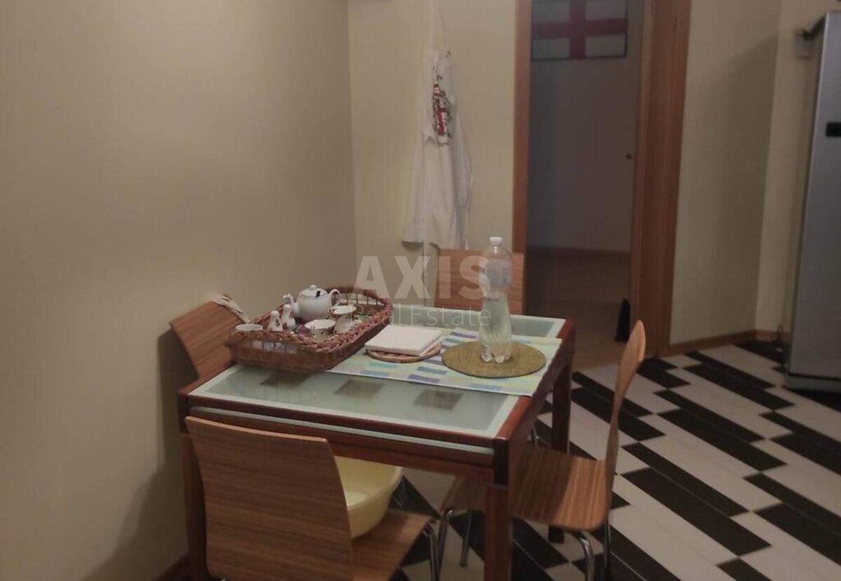 3к квартира ул. Николая Амосова 40