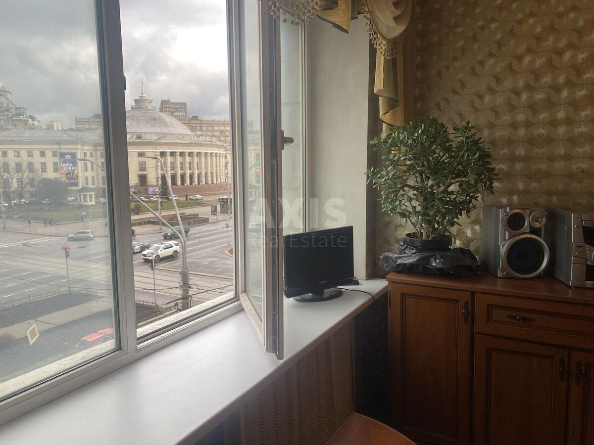 4k apartment pr-t Peremogy 16