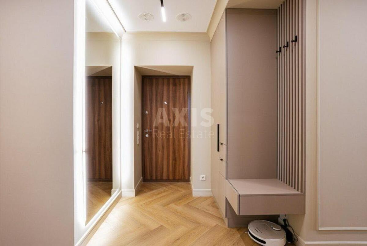 3k apartment vul. Rodyny Kristeriv 2011