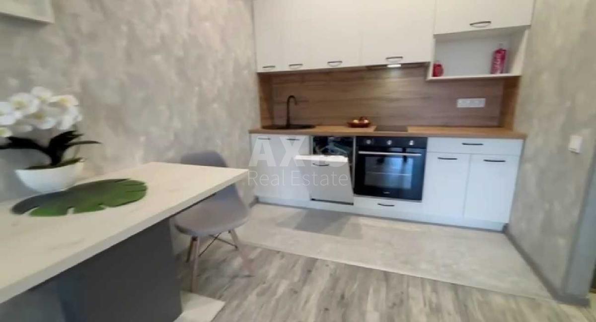1k apartment vul. Myhajla Maksymovycha 245