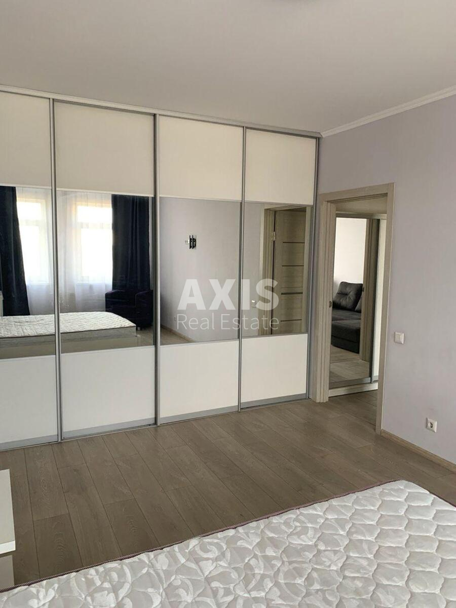 2k apartment nab. Dniprovs'ka 15Ж