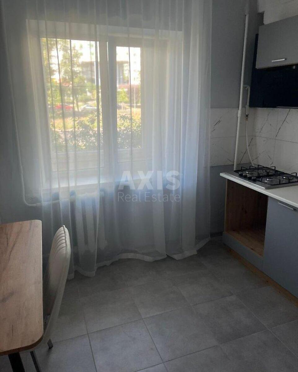2к квартира ул. Вышгородская 34/1571710