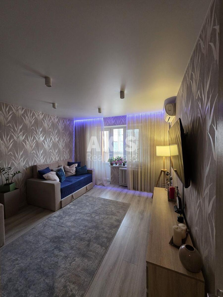 1k apartment vul. Oleksandra Makhova 1615572