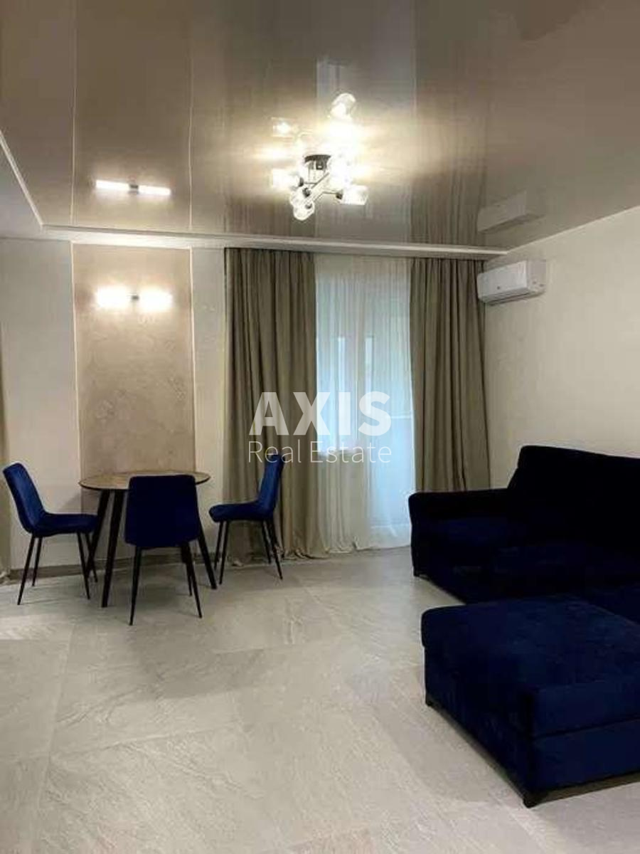 2к квартира ул. Федорова Ивана 3266400