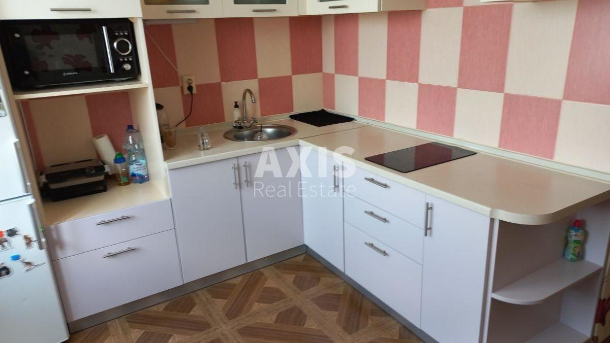 2k apartment vul. Kondratjuka Jurija 11