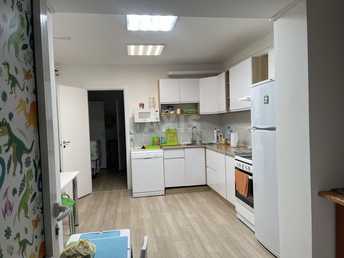 Об'єкт торгівлі вул. Крушельницької Соломії 5, 186м2608042