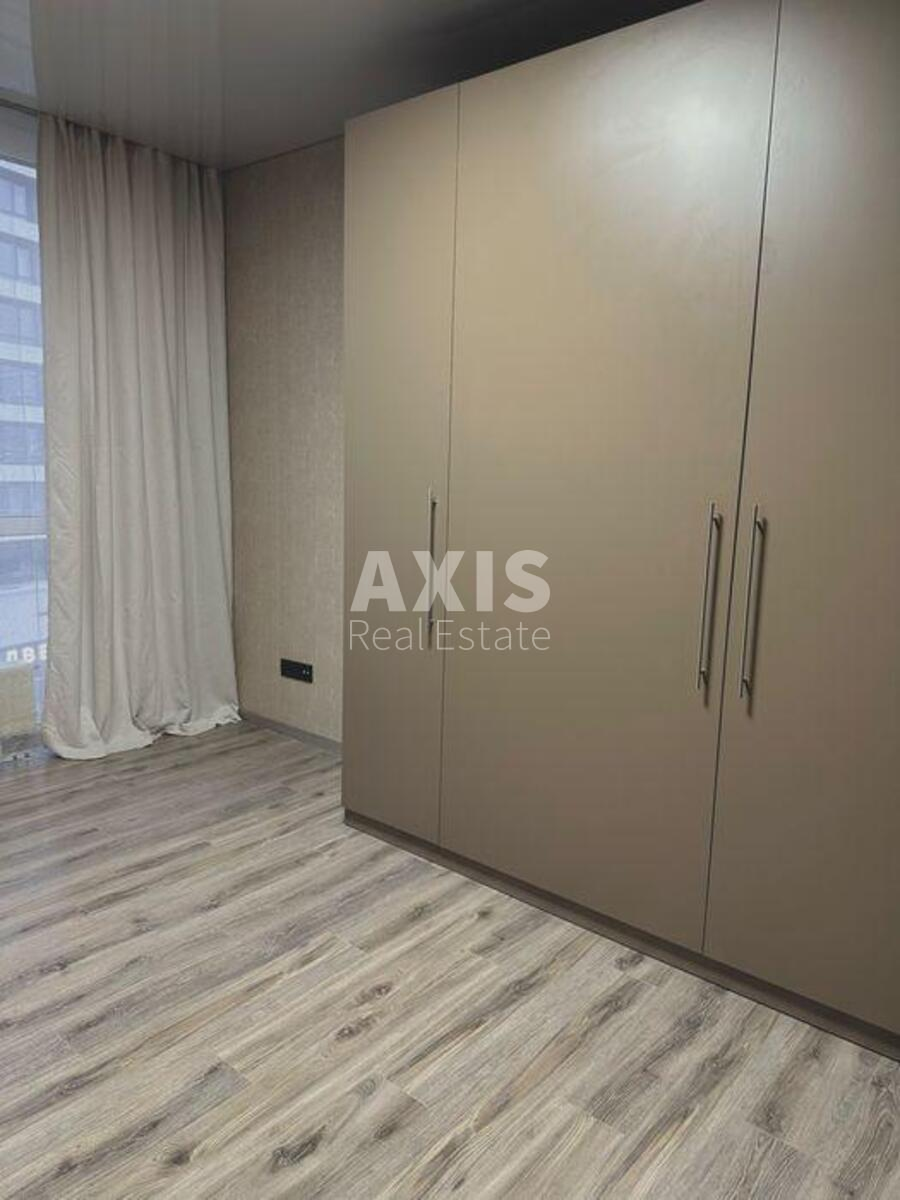 3k apartment nab. Dniprovs'ka 15д6