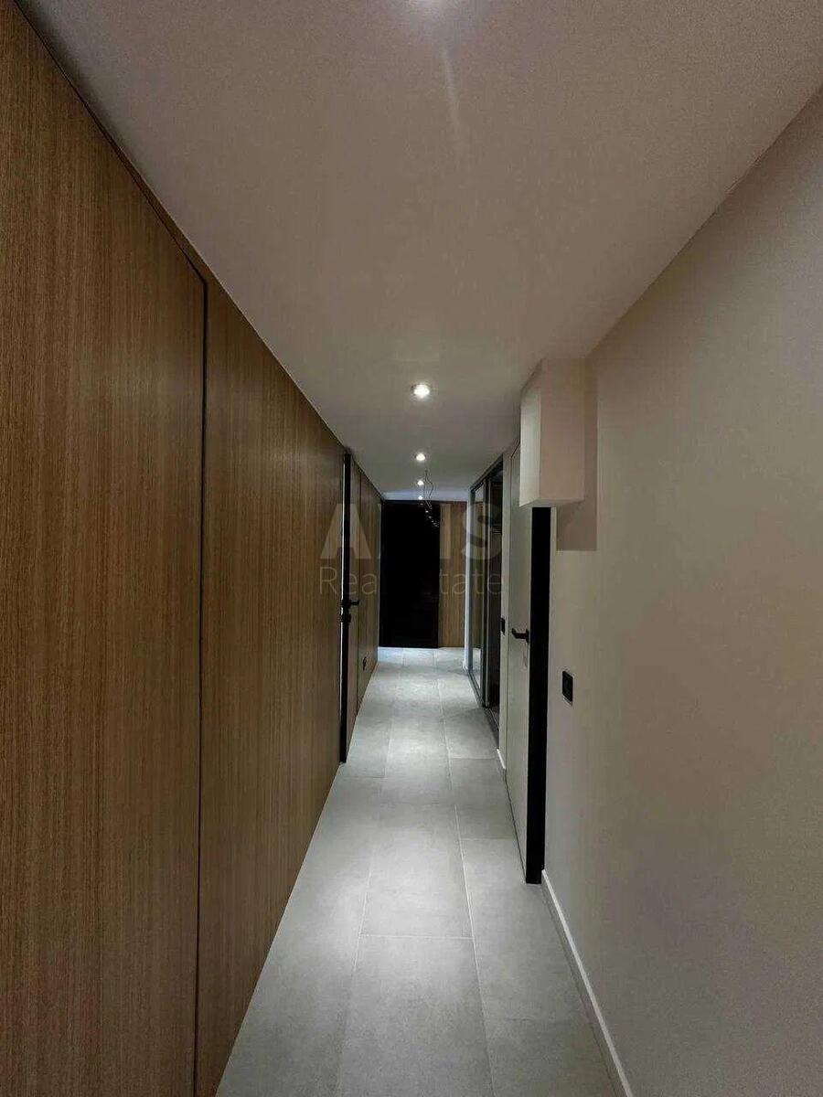 Office vul. Zarichna 1, 134m24