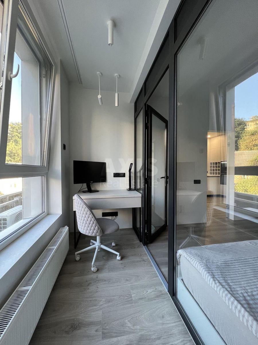 1k apartment prov. Novopechers'kyj 52
