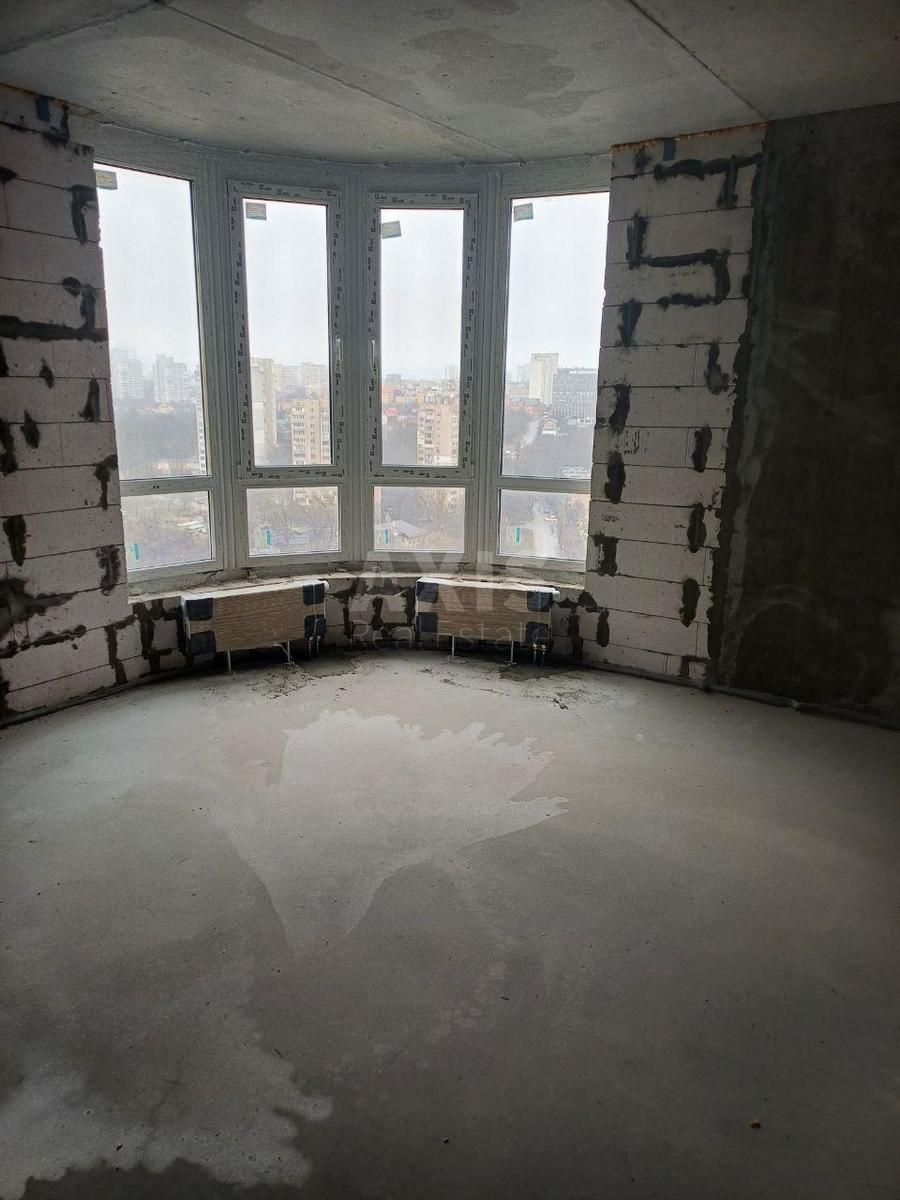 3k apartment vul. Radchenka Petra 270