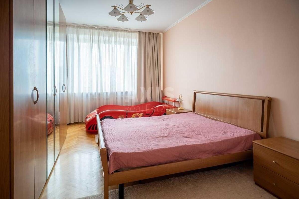 3k apartment vul. Staronavodnyc'ka 84