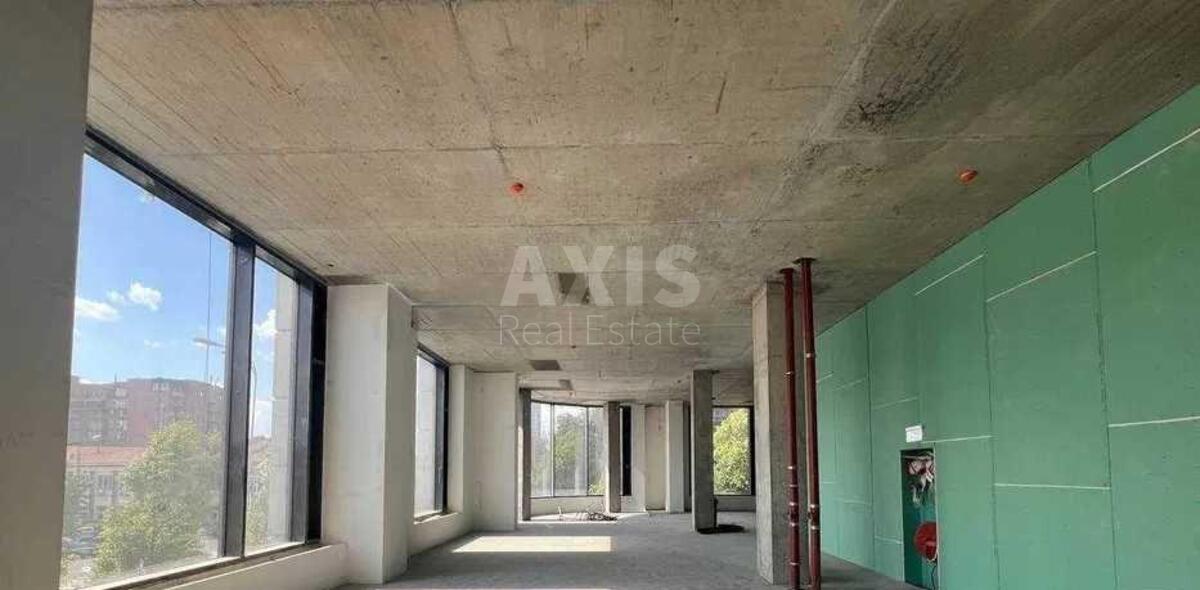 Office vul. Antonovycha 118, 425m261864