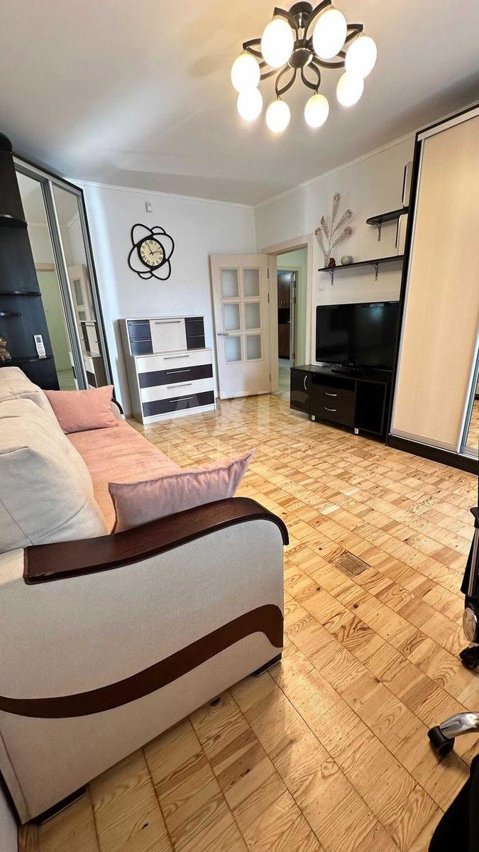 3k apartment vul. Verbyc'kogo Arhitektora 26Б4
