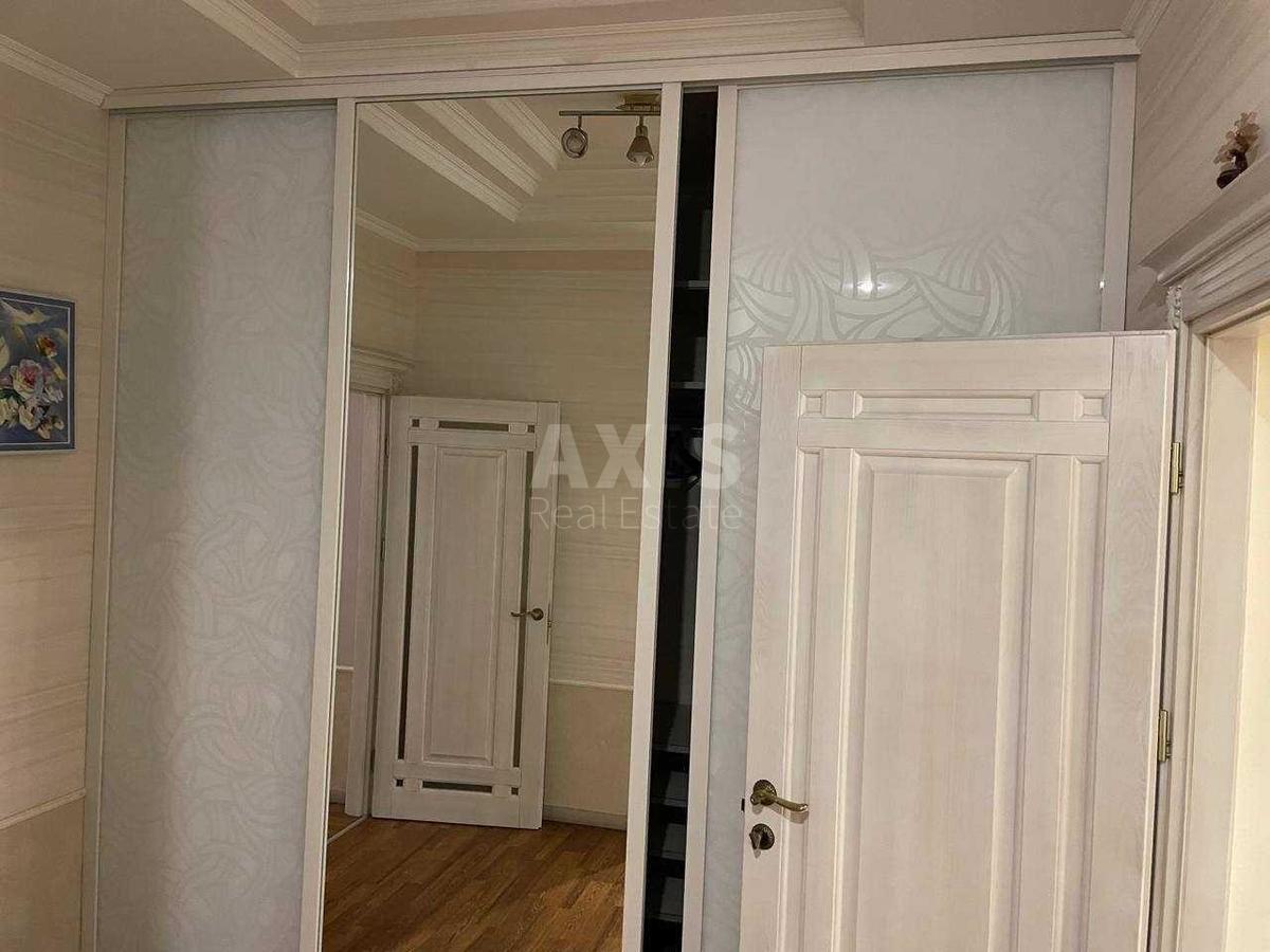 1k apartment vul. Chornovola V'jacheslava 255