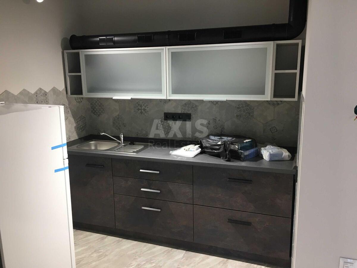 Office vul. Lypkivs'kogo Vasylja Mytropolyta 37В, 71m2594707