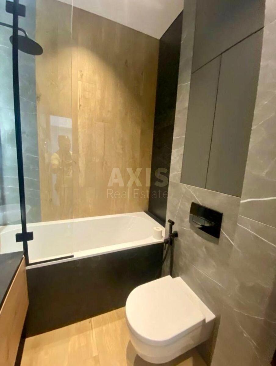 2k apartment vul. Hohlovyh Sim'i' 811