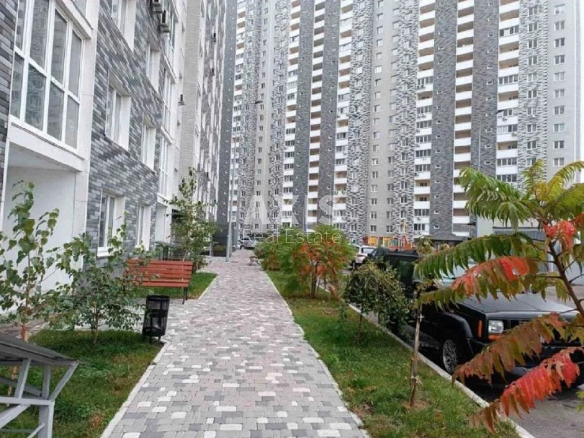 2k apartment vul. Zarichna 2