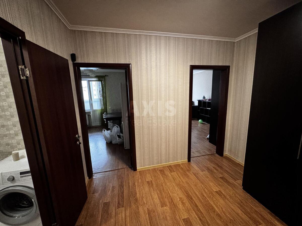 1k apartment vul. Rusovoi' Sofii' 1Б7