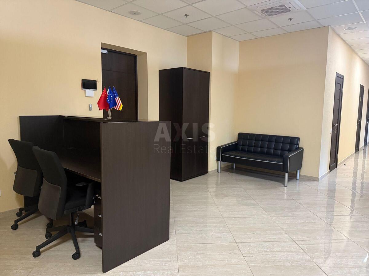 Office vul. Grushevs'kogo Myhajla 9Б, 510m2585145