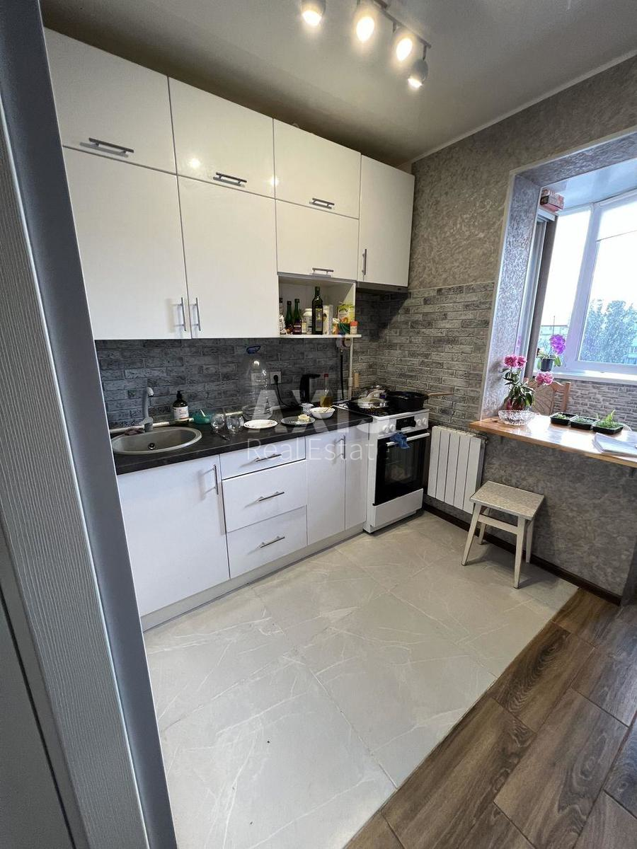 1k apartment vul. Smolycha Jurija 6А0