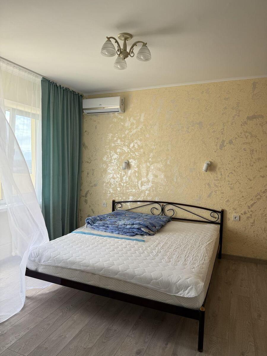 3k apartment vul. Vyshnjakivs'ka 7Б1