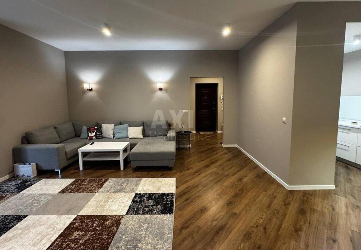 3k apartment vul. Glybochyc'ka 32Б0
