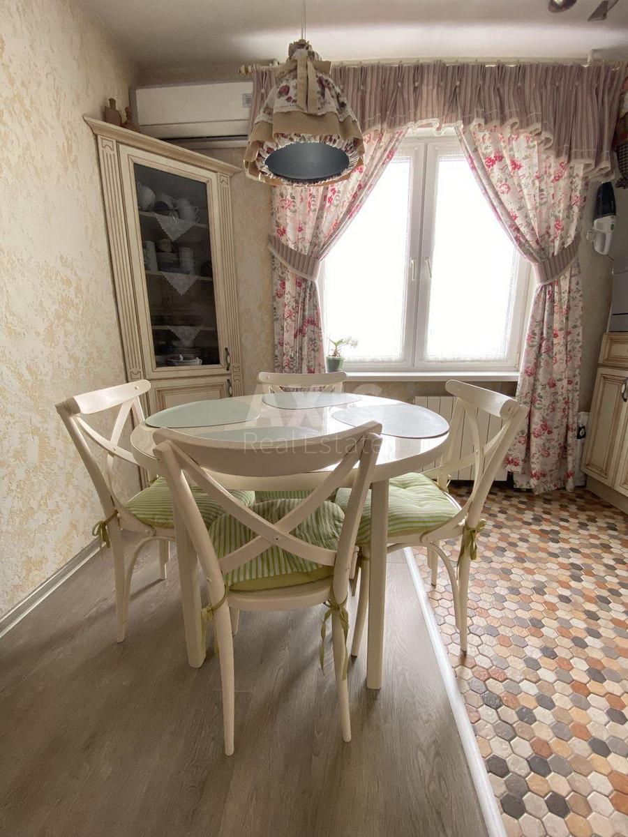 2к квартира ул. Лаврухина Николая 83