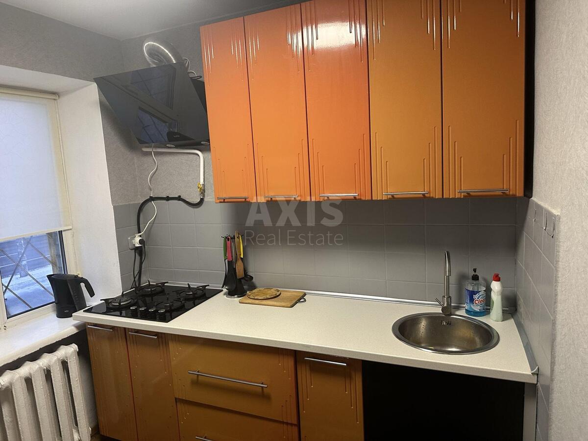 1k apartment pr-t Leonida Kadenyuka 963971