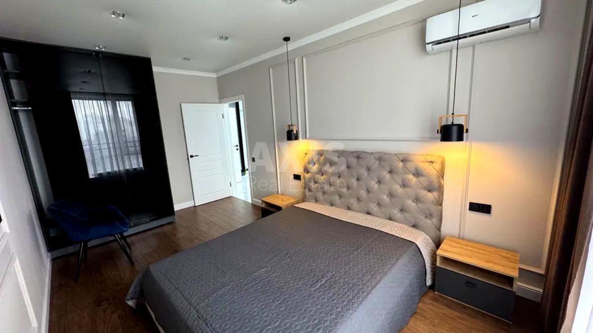 2k apartment nab. Dniprovs'ka 18639872