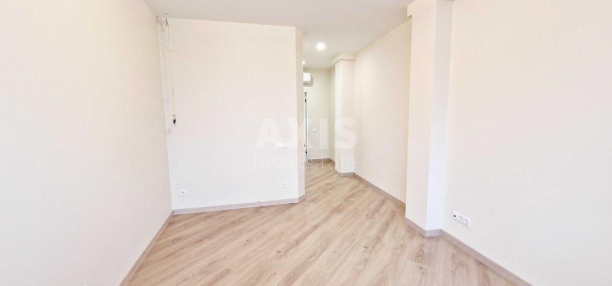 4k apartment nab. Dniprovs'ka 19А6006013