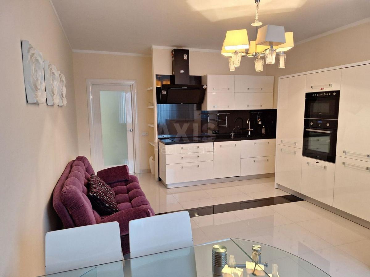 3k apartment vul. Lypkivs'kogo Vasylja Mytropolyta 18В2