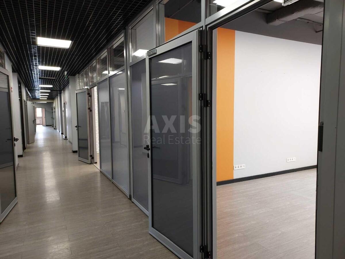 Office vul. Verhnij Val 10, 706m22