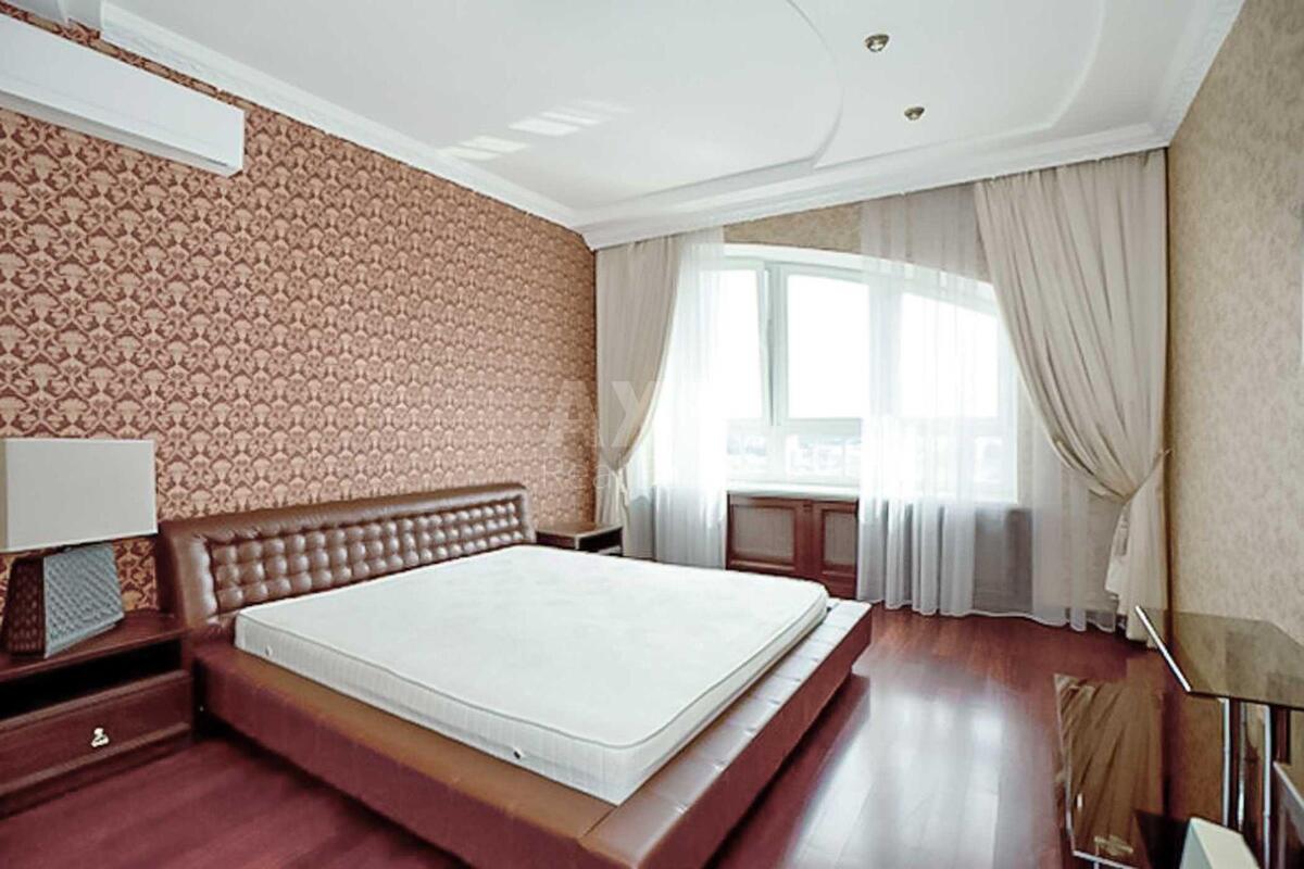 3k apartment vul. Irynyns'ka 5/247