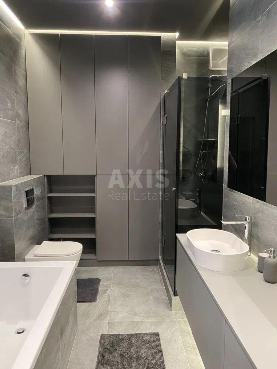 2k apartment vul. Preobrazhens'ka 8Б8