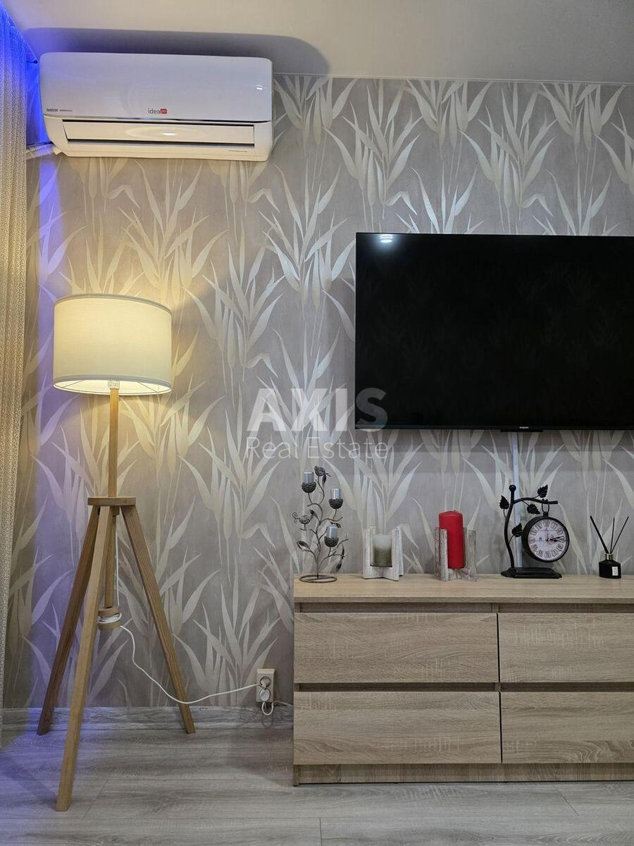 1k apartment vul. Oleksandra Makhova 1615573