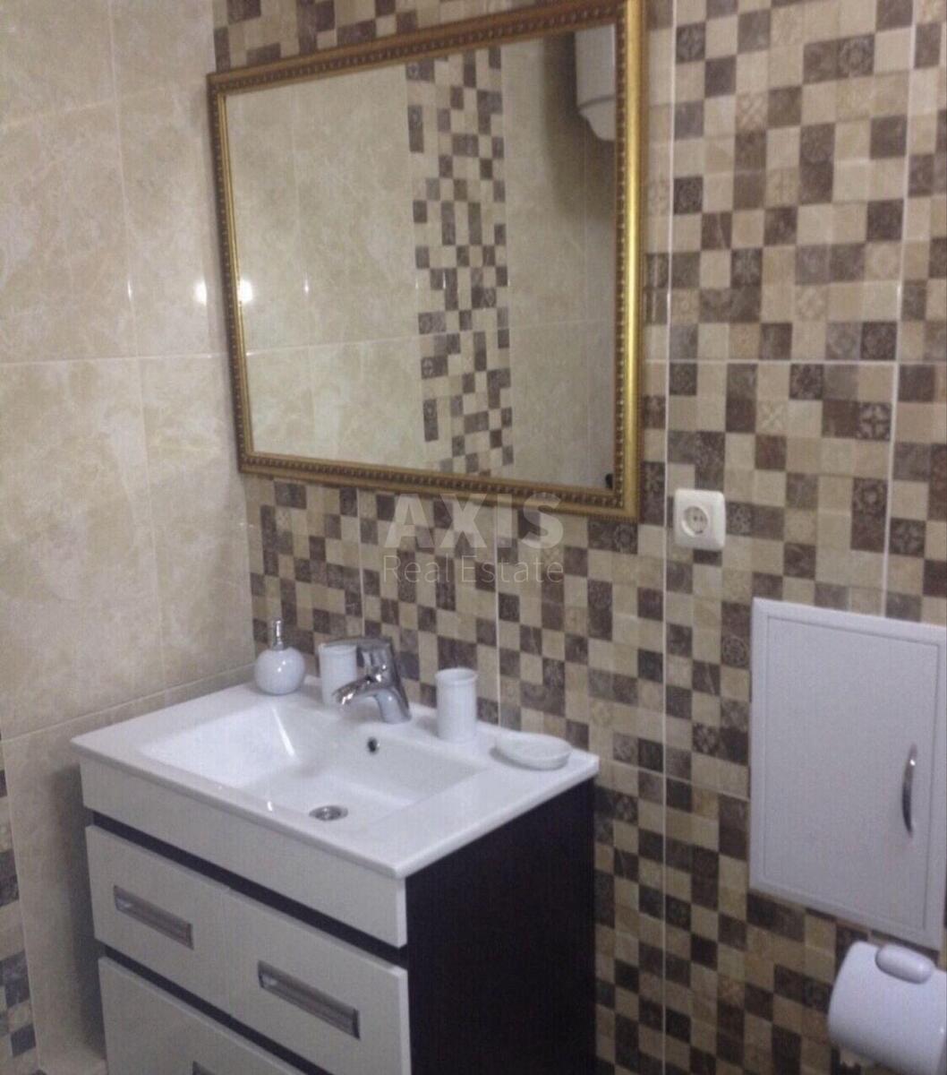 2k apartment vul. Lobanovs'kogo 150Г570105